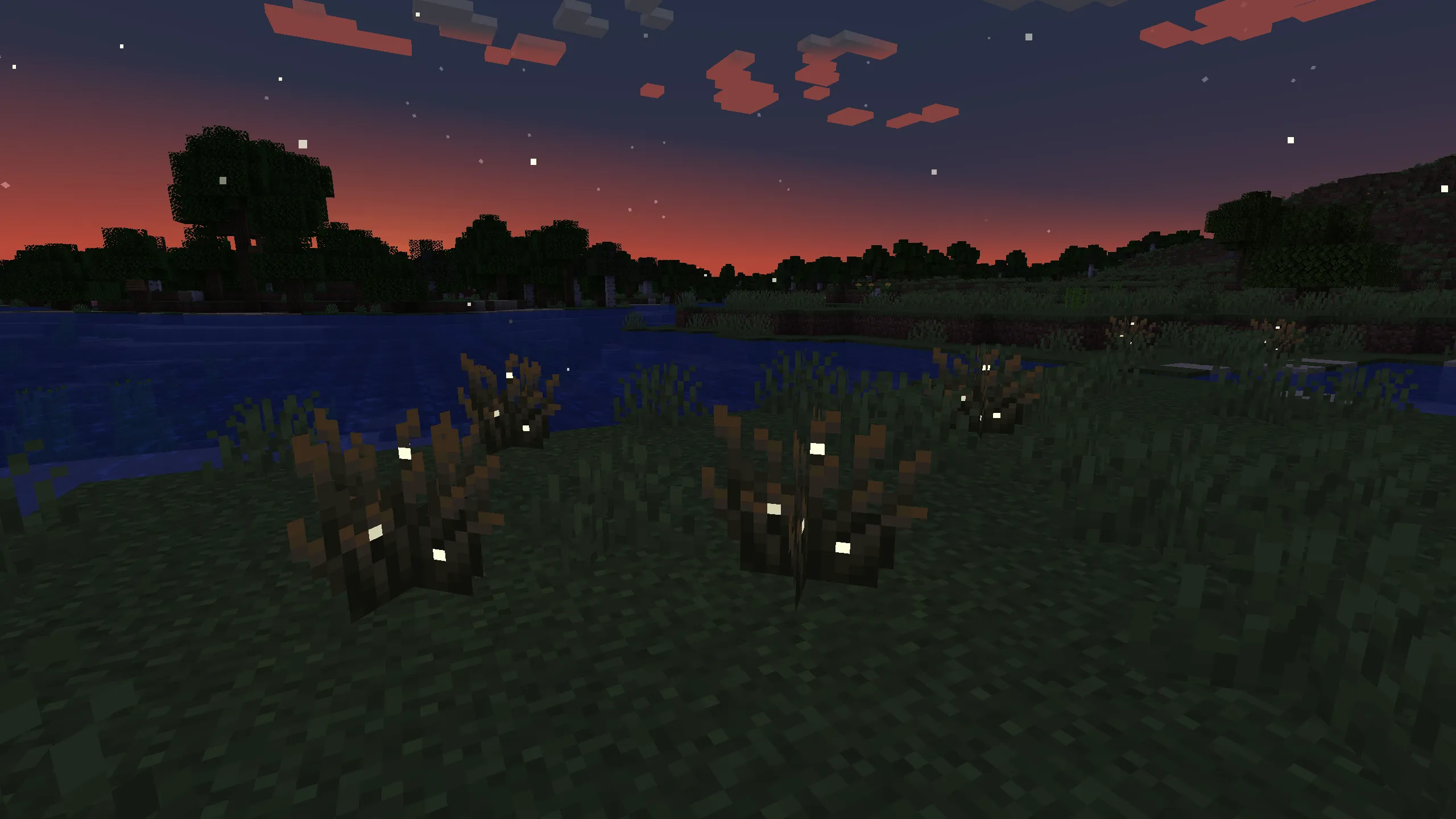 Found in swamps and near rivers. Emits firefly particles when light level is 13 or lower and glows slightly (light level 2).